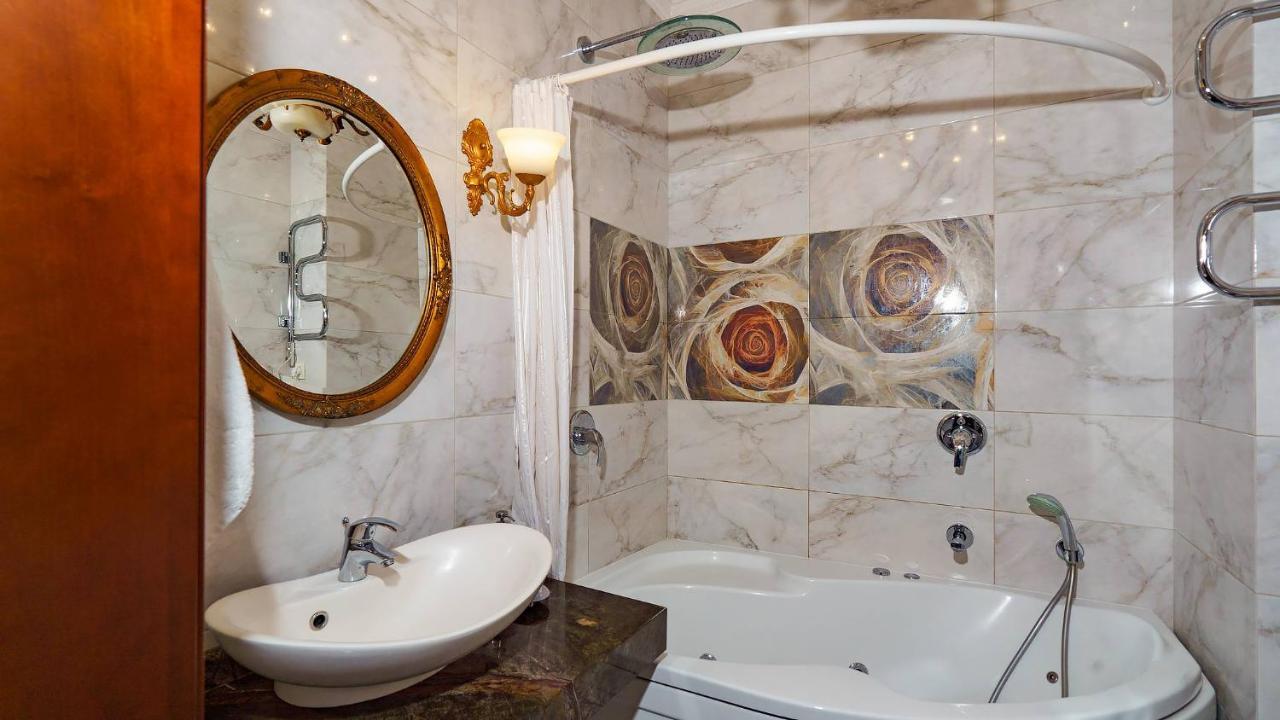 Gefest Apartments Odessa Ngoại thất bức ảnh