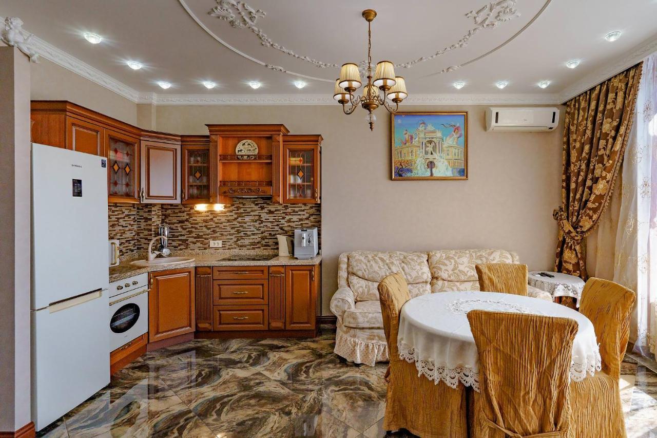 Gefest Apartments Odessa Ngoại thất bức ảnh